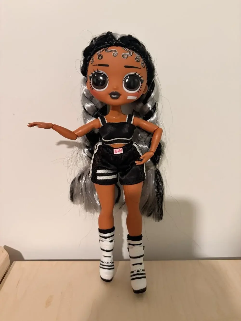 LOL Surprise OMG B-GURL Dance Doll EXCELLENT Condition Shorts Top Socks